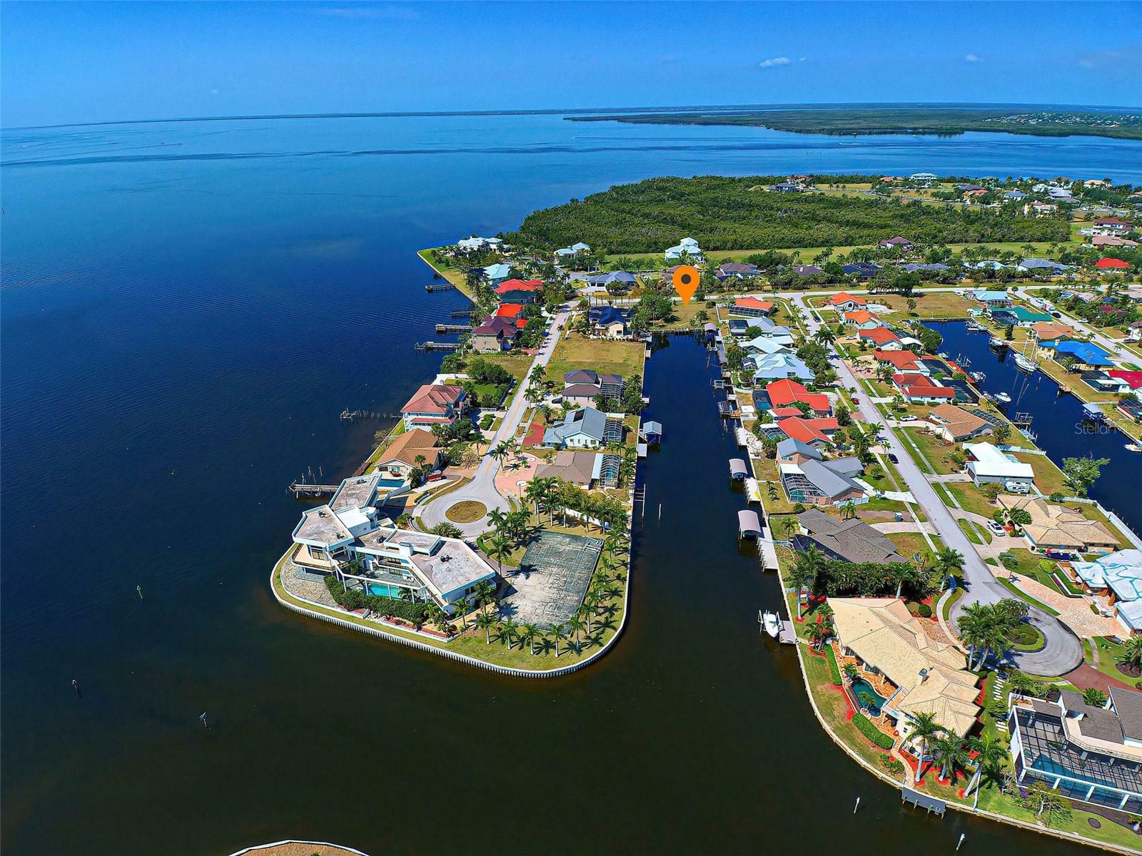 Property Photo:  180 Cousley Drive SE  FL 33952 