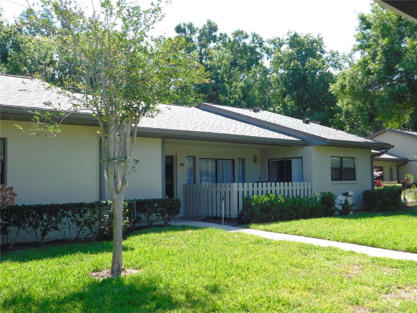 Property Photo:  110 Geoffrey Court  FL 34677 