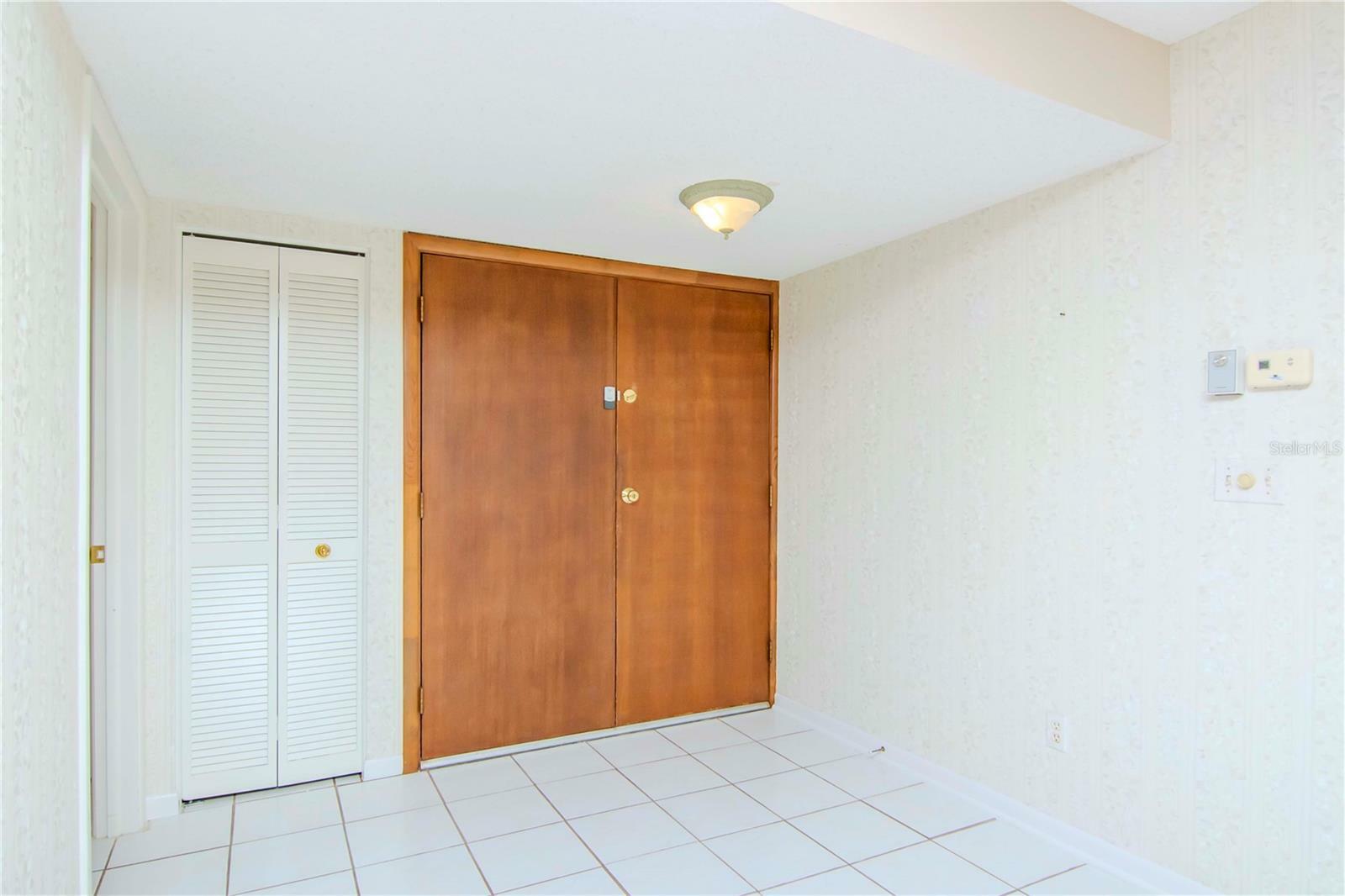 Property Photo:  3031 Countryside Blvd 25C  FL 33761 