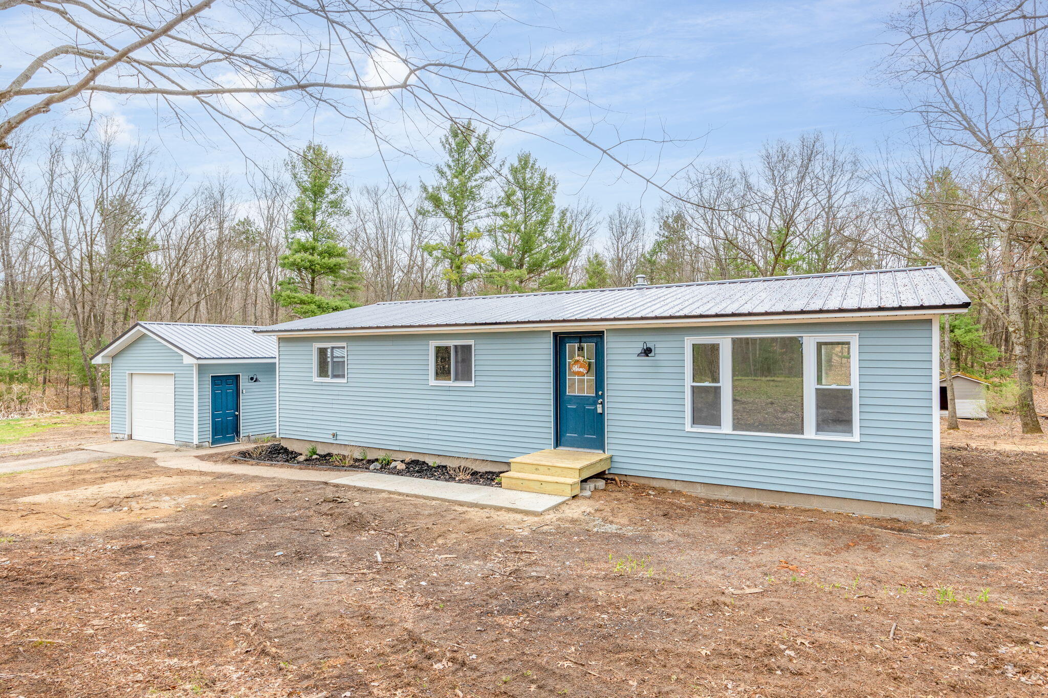 Property Photo: 9848 90th Avenue MI 49332