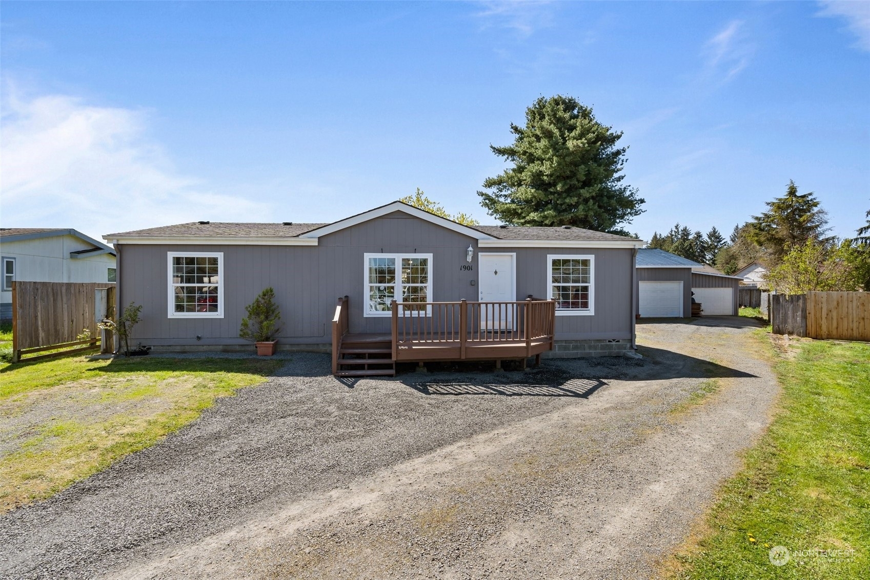 Property Photo:  1901 Fox Glove Lane  WA 98531 