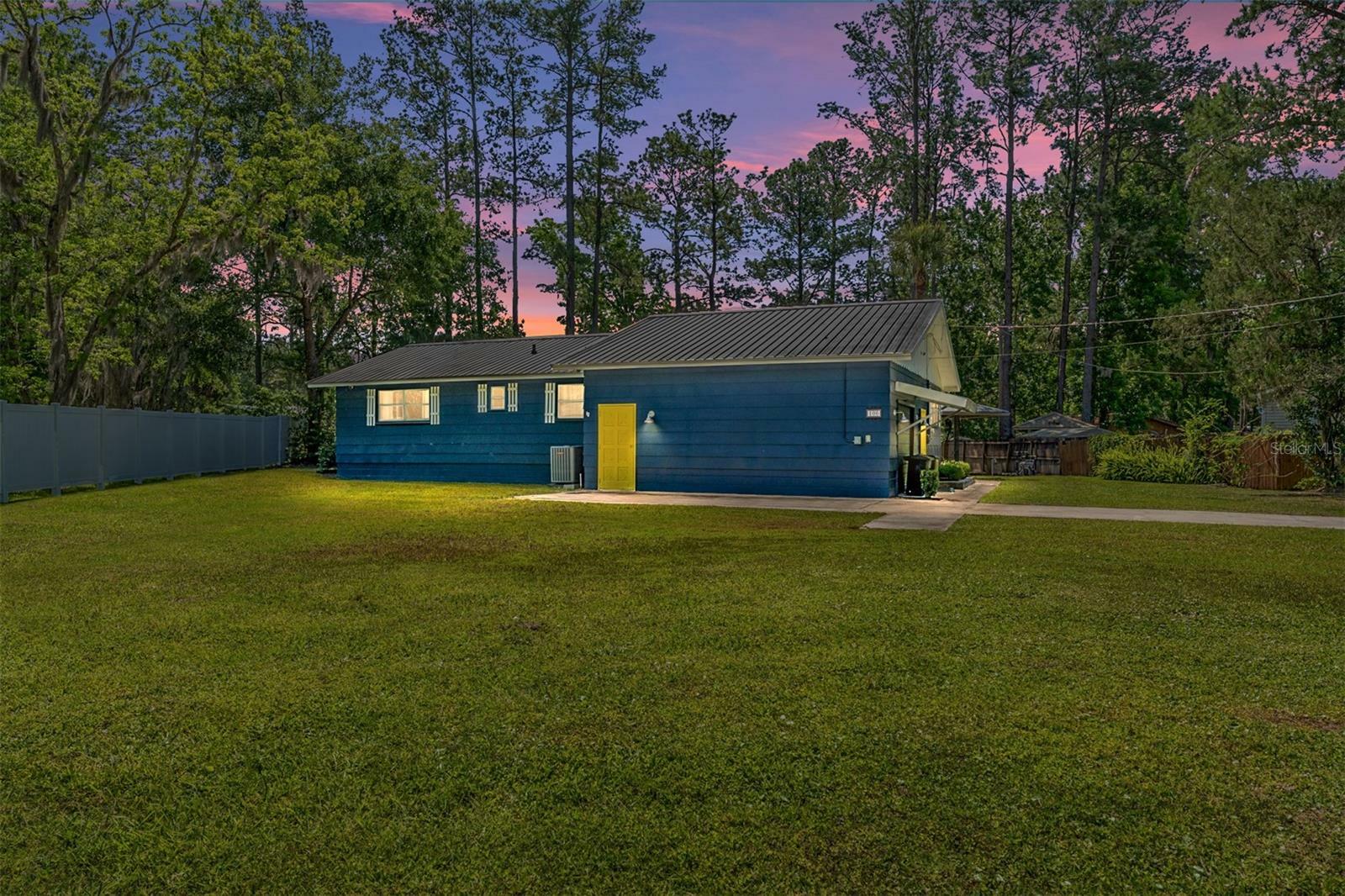 Property Photo:  106 Marina Lane  FL 32189 