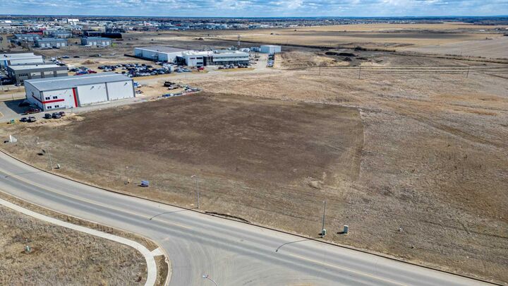Property Photo: 12005 &Amp 12009 97 Avenue AB T8W 0J7