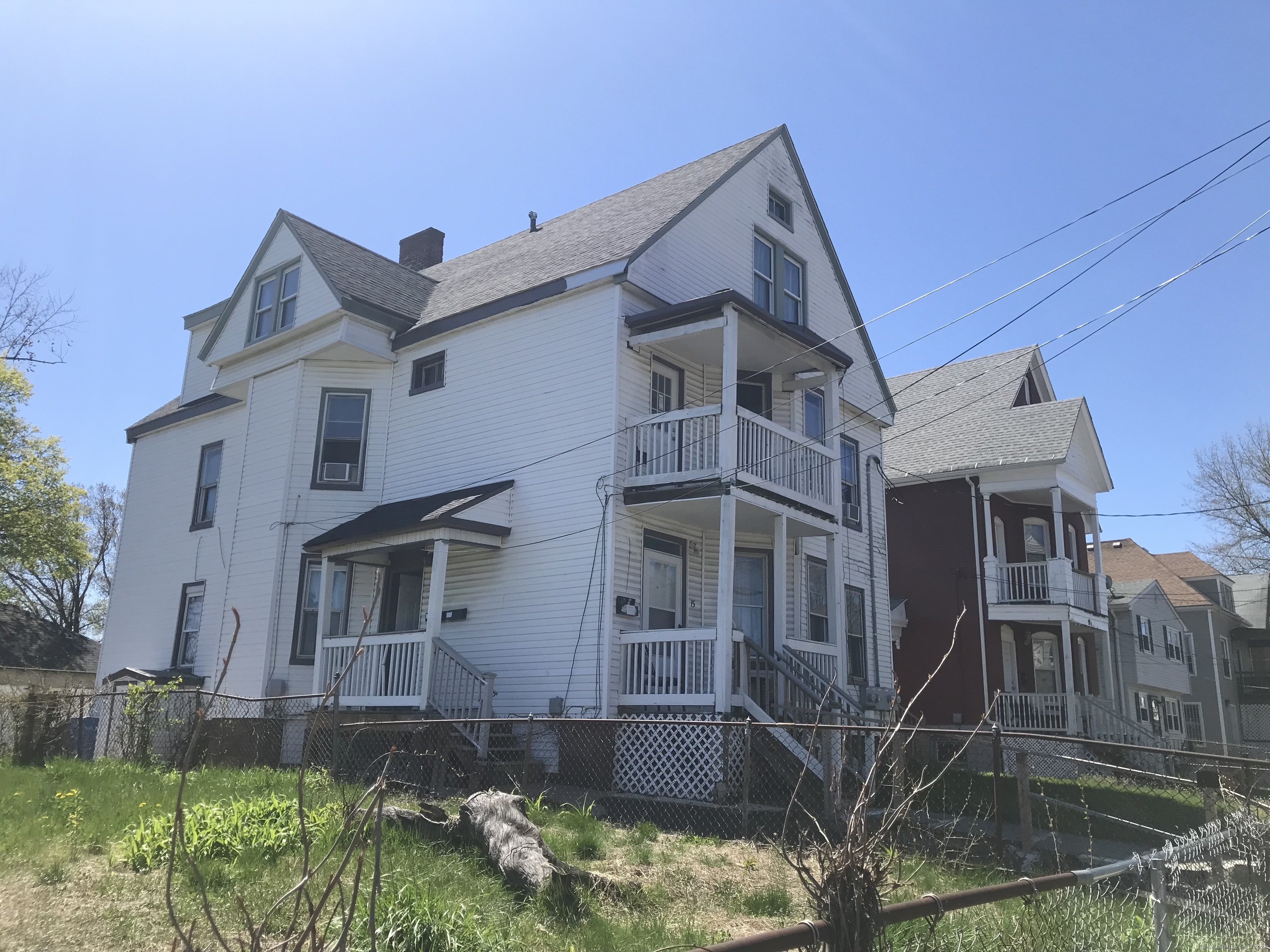 Property Photo:  13-15 Mahl Avenue  CT 06120 