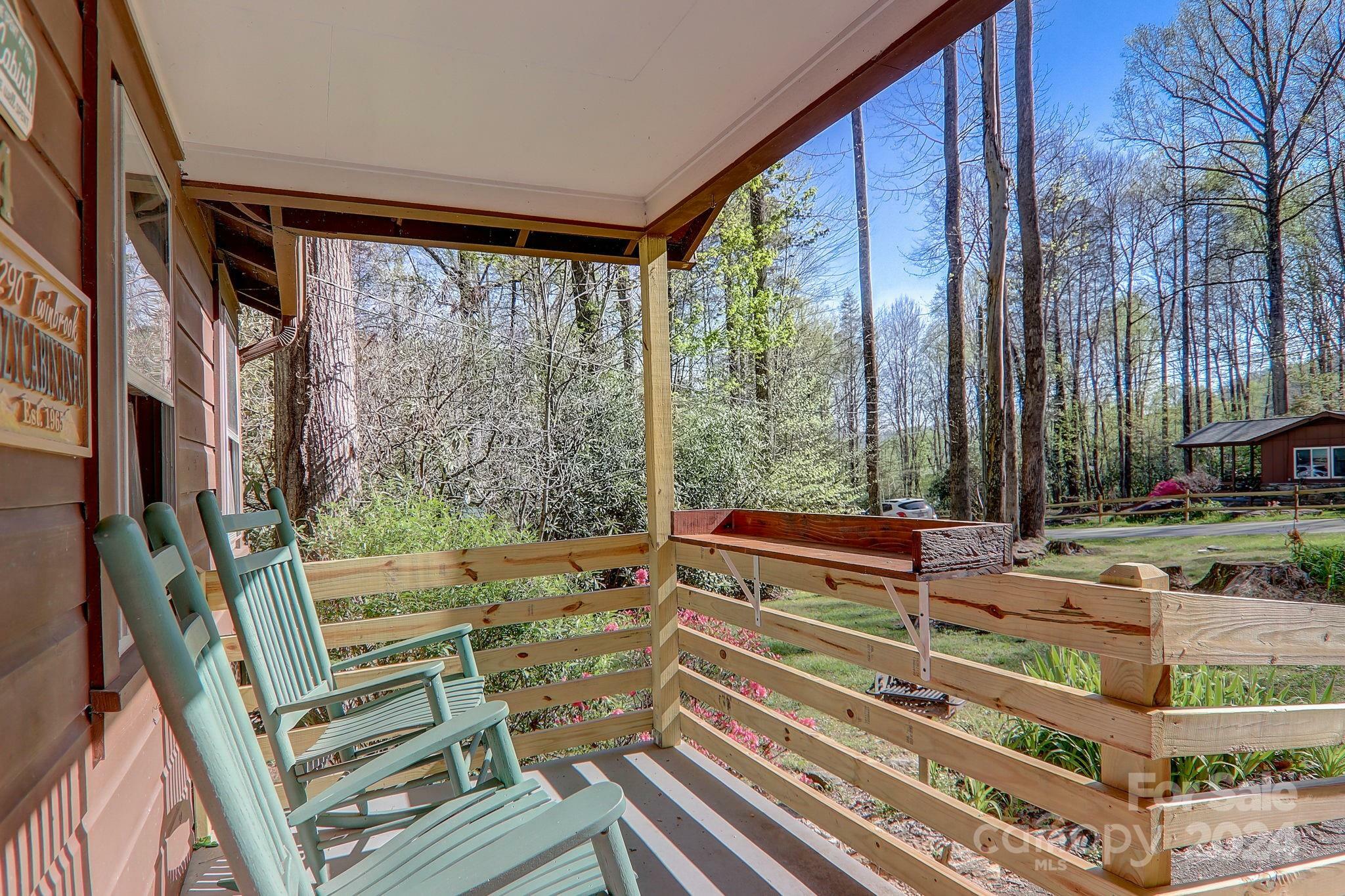 Property Photo:  290 Twinbrook Lane  NC 28751 