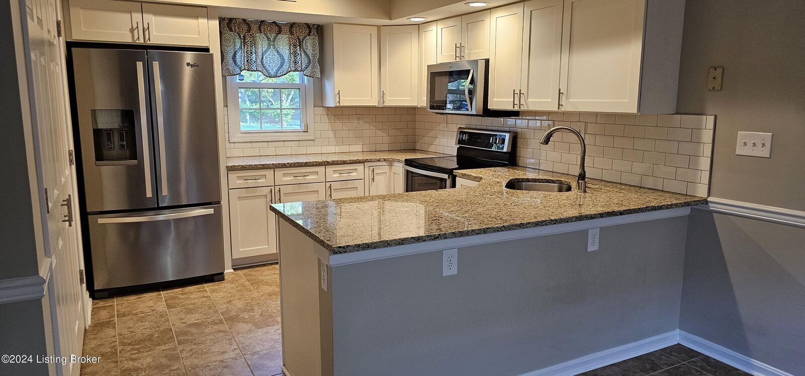 Property Photo:  4112 Hartwick Village  KY 40241 