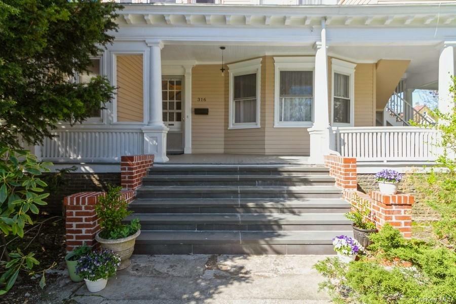 Property Photo:  316 Beach Avenue  NY 10543 