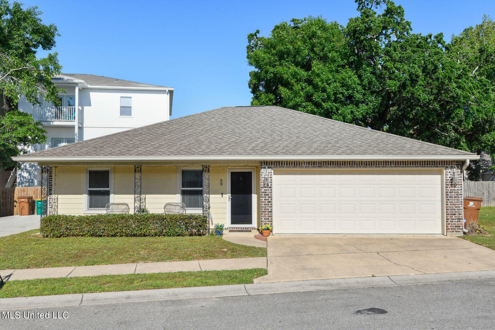 Property Photo:  59 Oak Alley Lane  MS 39560 