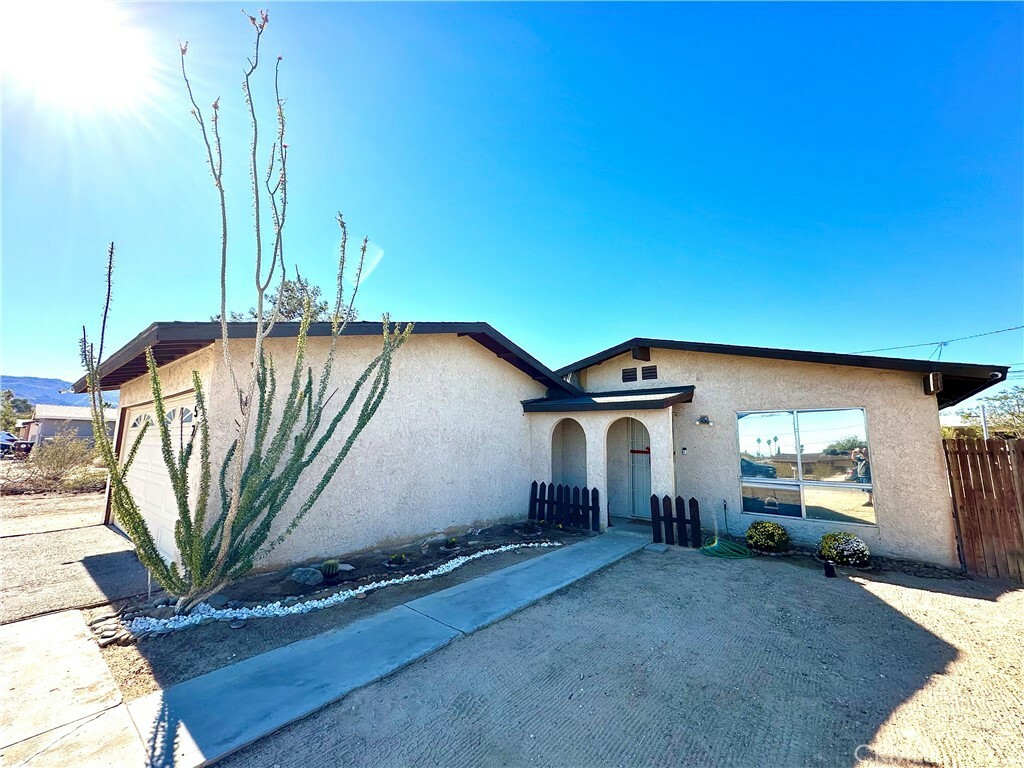 Property Photo:  5528 Daisy  CA 92277 