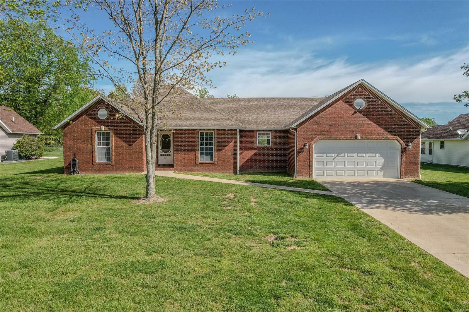 Property Photo:  917 Daytona Drive  MO 65536 