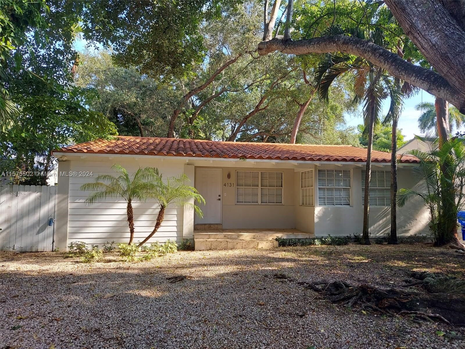 Property Photo: 4131 Ventura Ave FL 33133