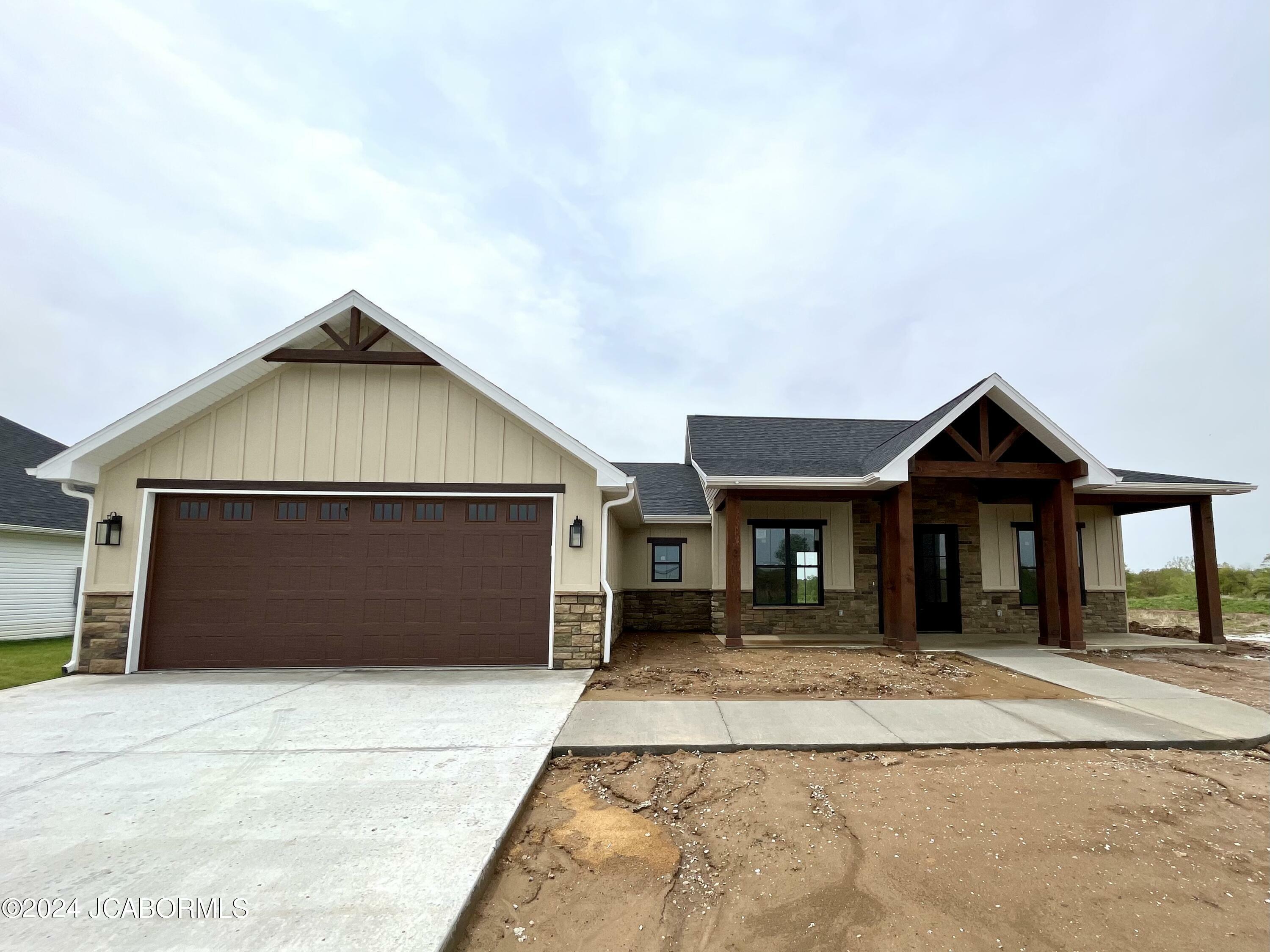 Property Photo:  2471 Greenside Drive  MO 65233 