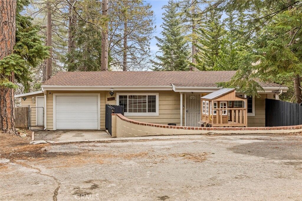 Property Photo: 31758 Christmas Tree Lane CA 92382