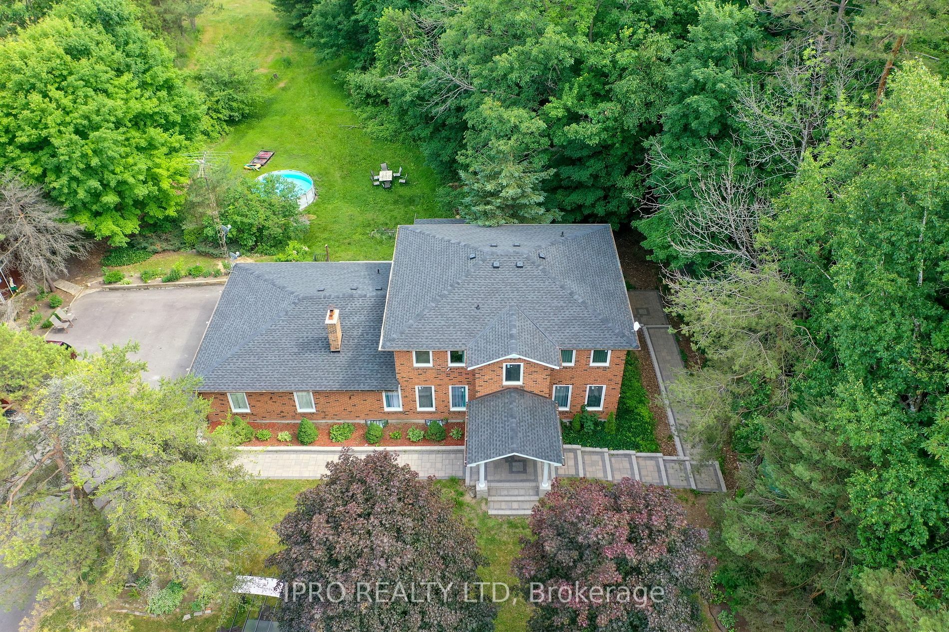 Property Photo:  661 Goodwood Rd  ON L9P 1R4 