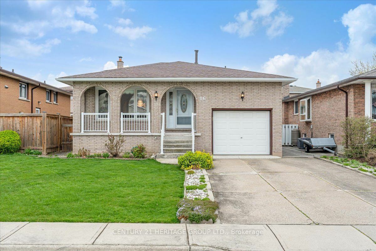 Property Photo:  86 Markson Cres  ON L8T 4W4 