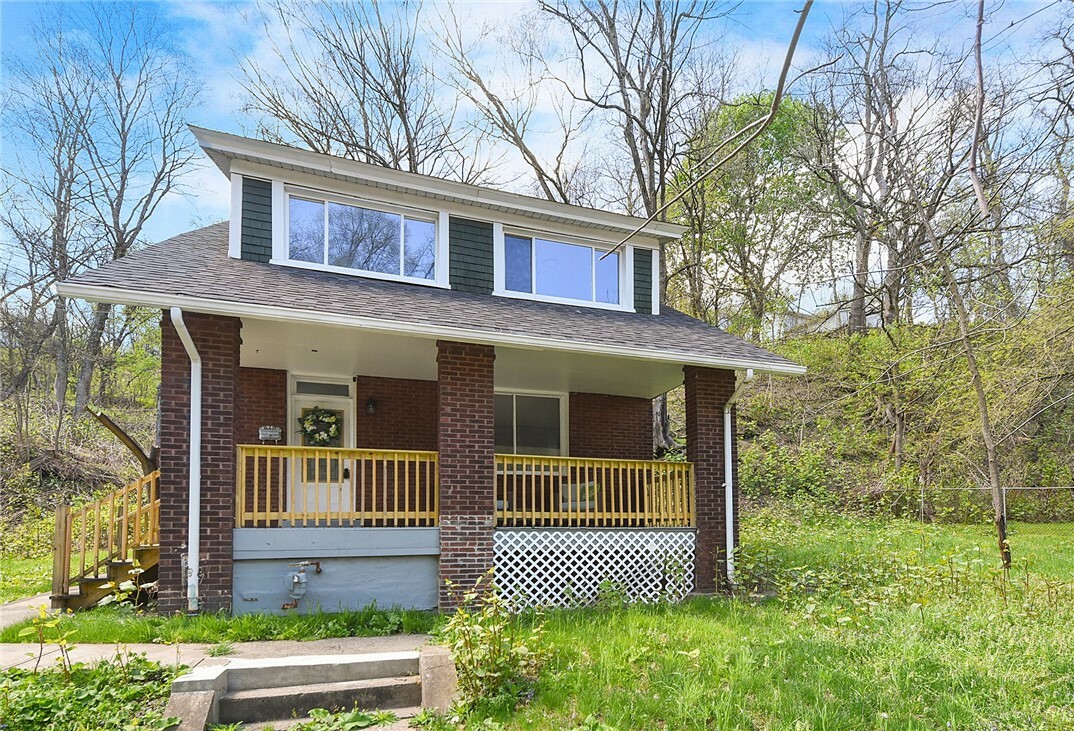 Property Photo:  1247 Chartiers Ave.  PA 15220 