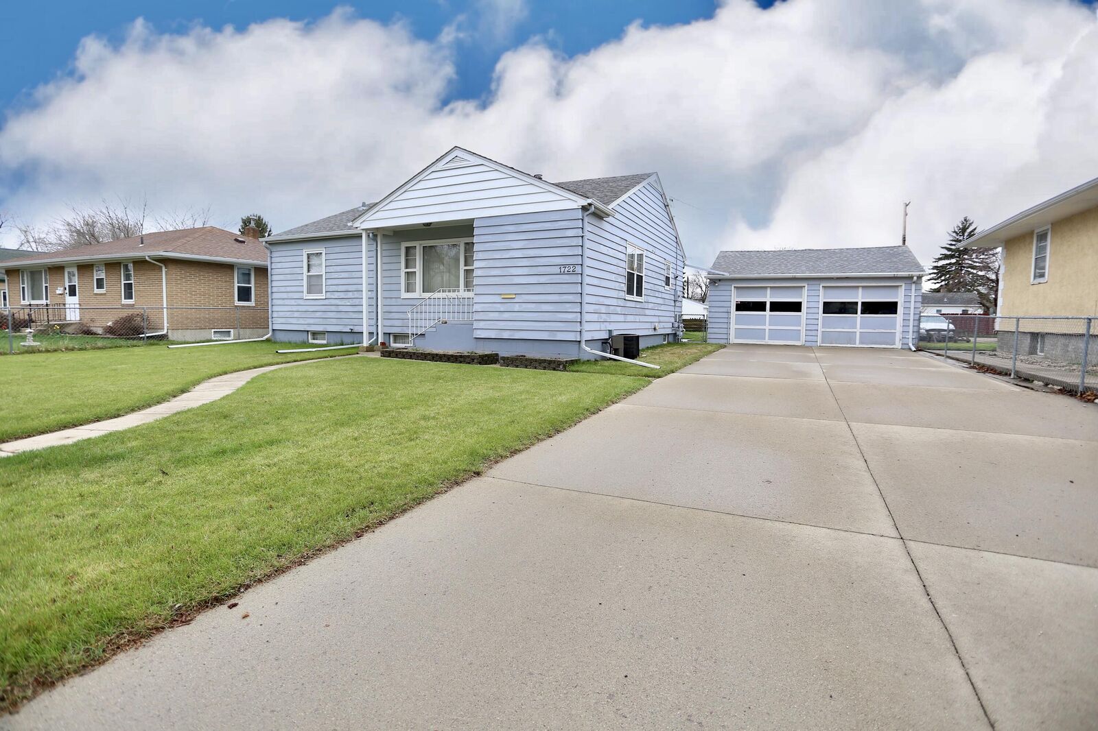 Property Photo:  1722 S 3rd St  SD 57401 