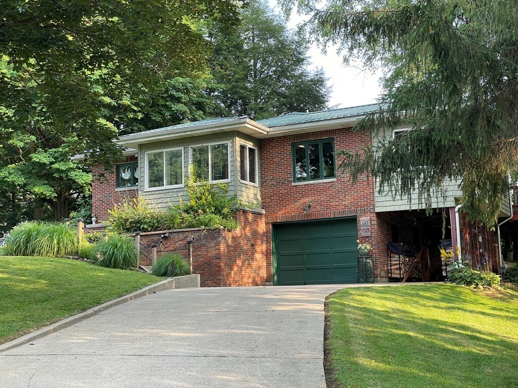 Property Photo:  106 Conneauttee Drive  PA 16412 