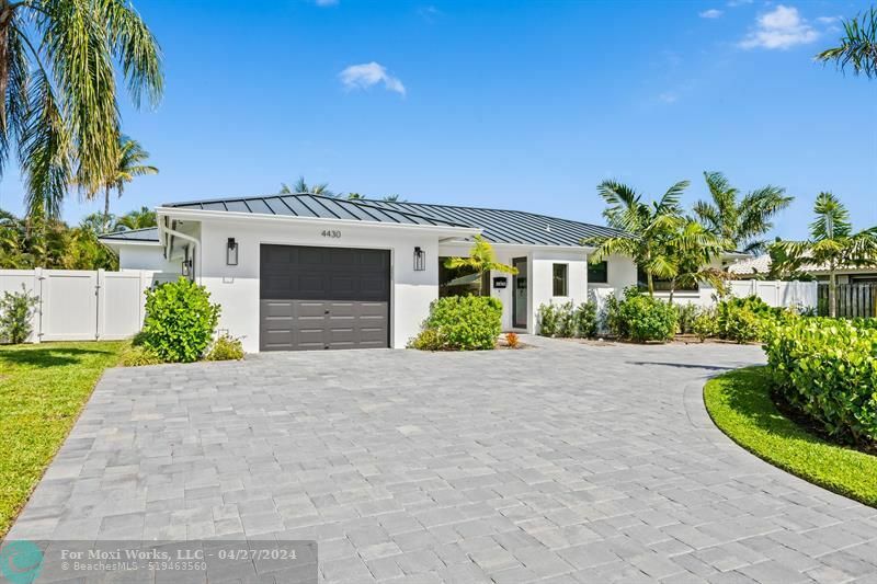 Property Photo:  4430 NE 28th Ave  FL 33064 