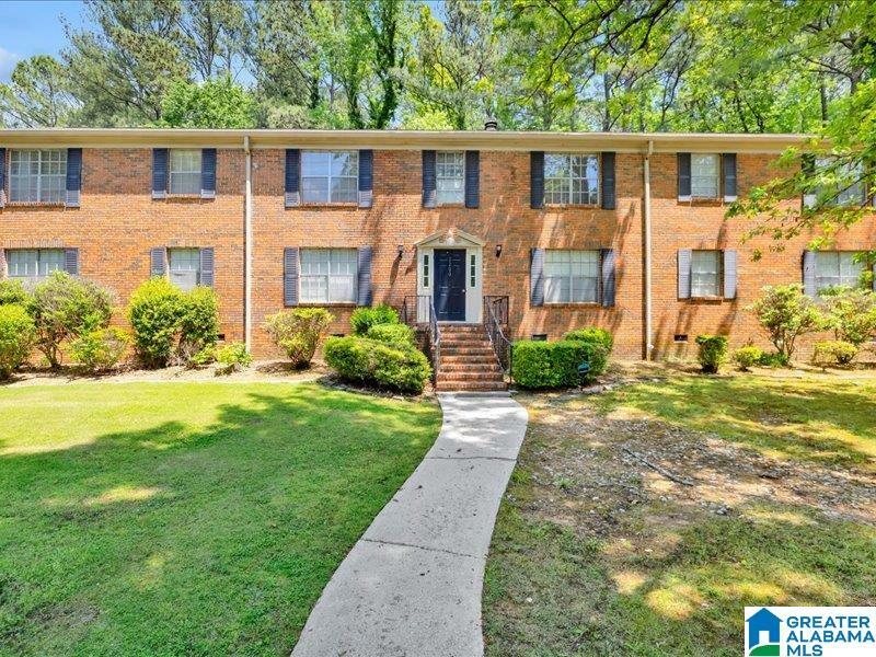 Property Photo:  2200 Montreat Circle B  AL 35216 