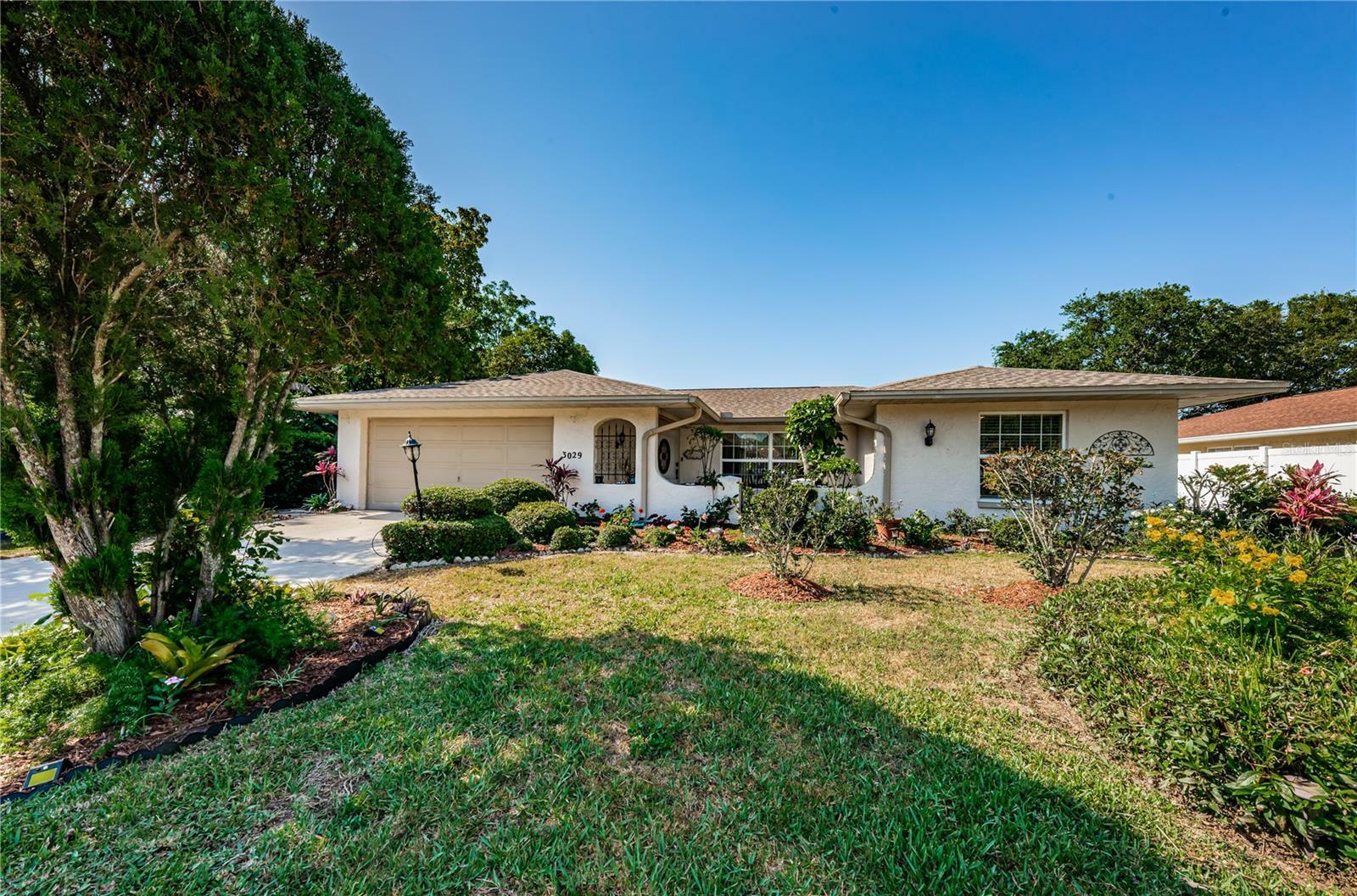 Property Photo:  3029 Oak Cove Drive  FL 33759 