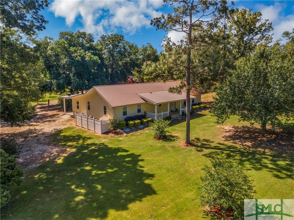 Property Photo:  5044 Ten Mile Road  GA 31513 