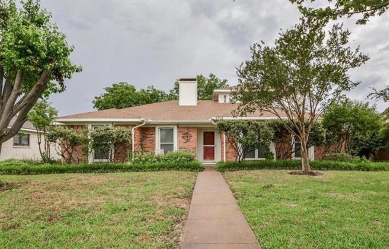 Property Photo:  1112 Princeton Drive  TX 75081 