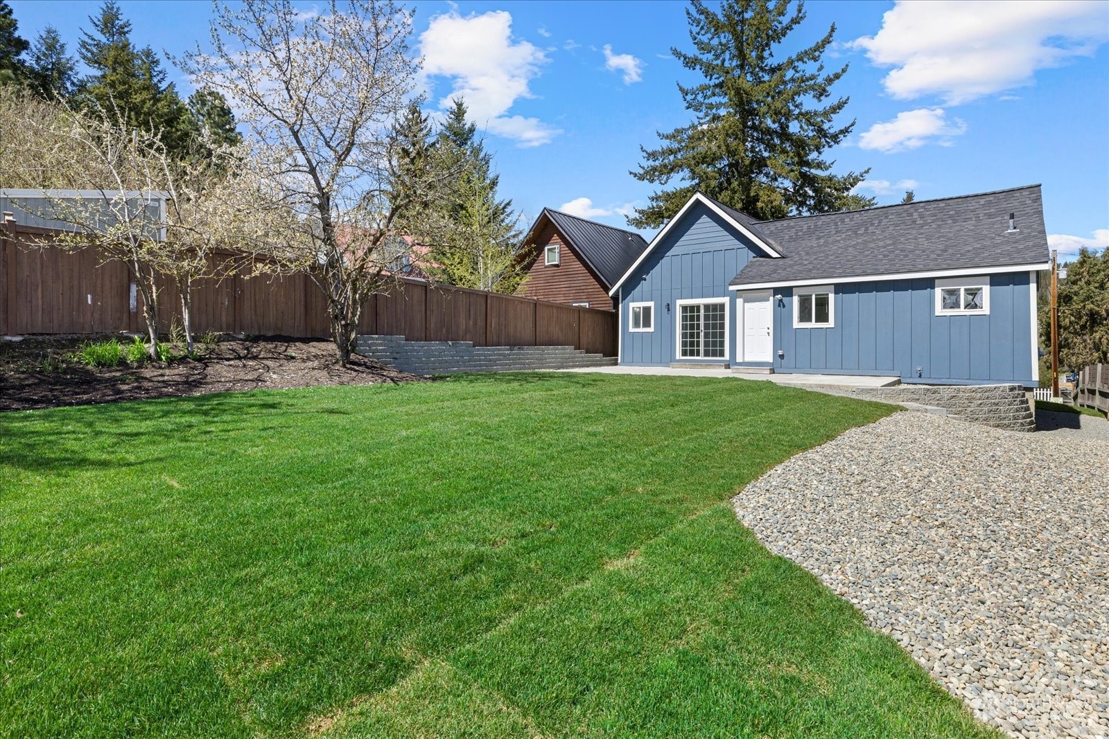 Property Photo:  206 W Dakota Avenue  WA 98941 