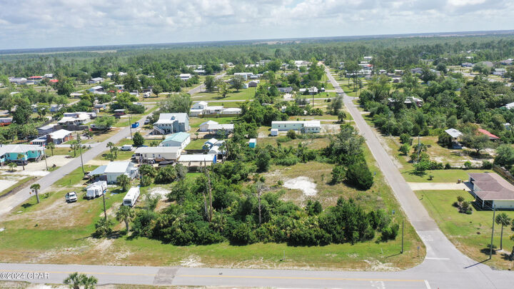 Property Photo: 217 Gulf Street FL 32456