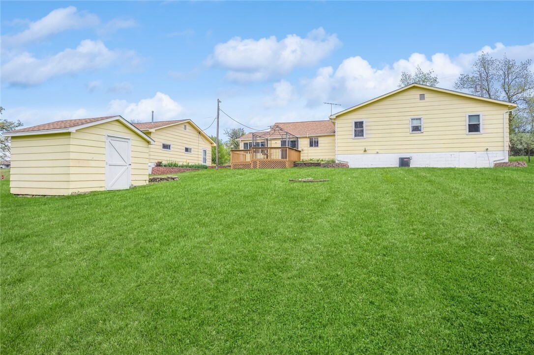 Property Photo:  6532 73rd Avenue  IA 50125 