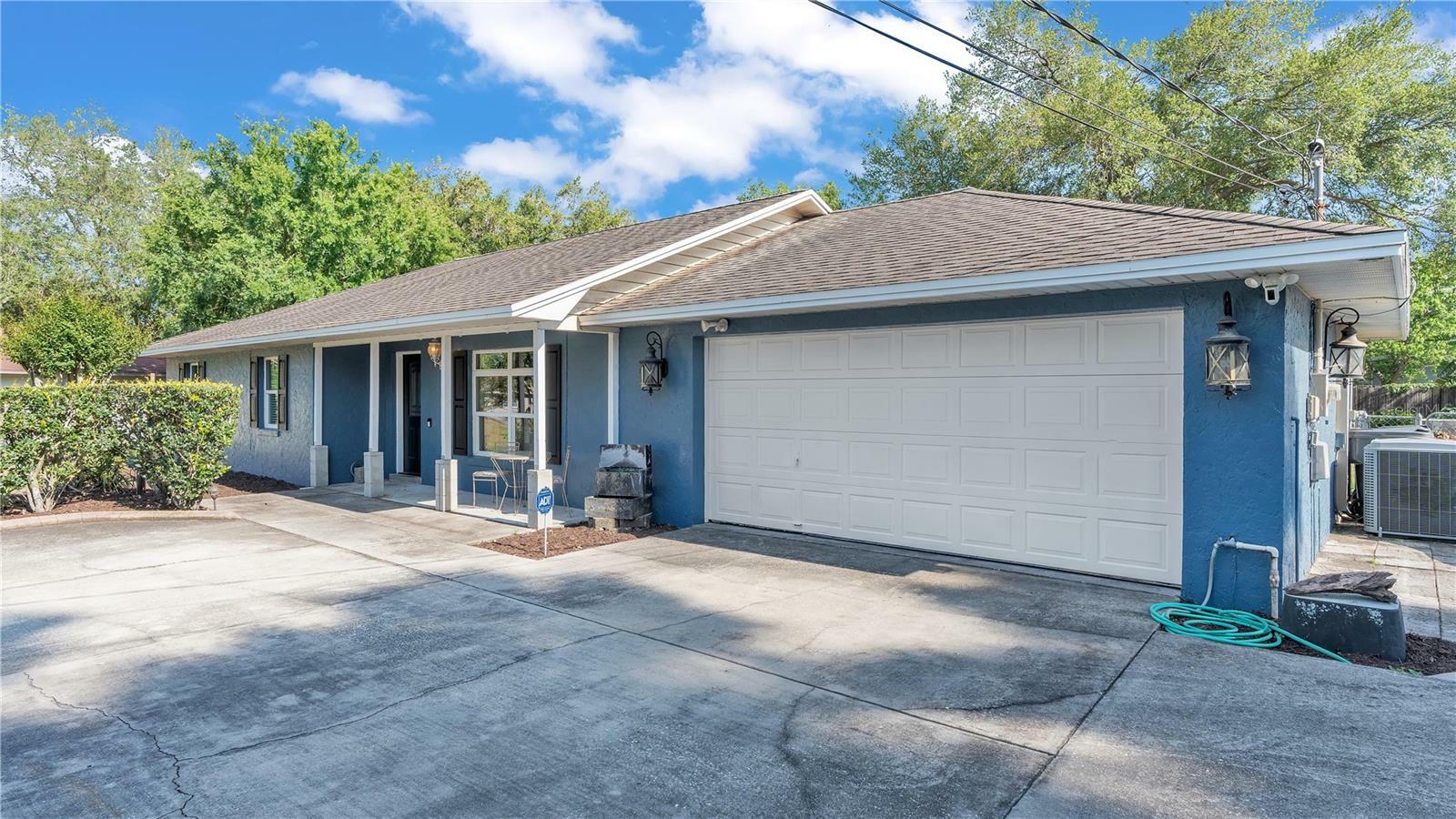 Property Photo:  1205 Walt Williams Road  FL 33809 