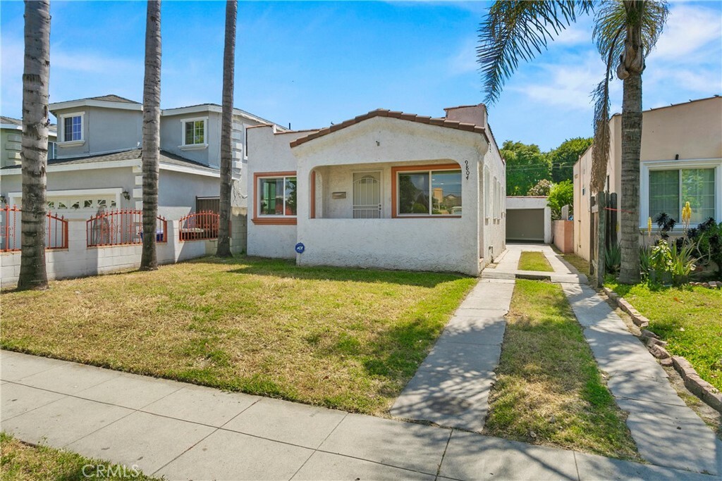 Property Photo:  9804 Bowman Avenue  CA 90280 