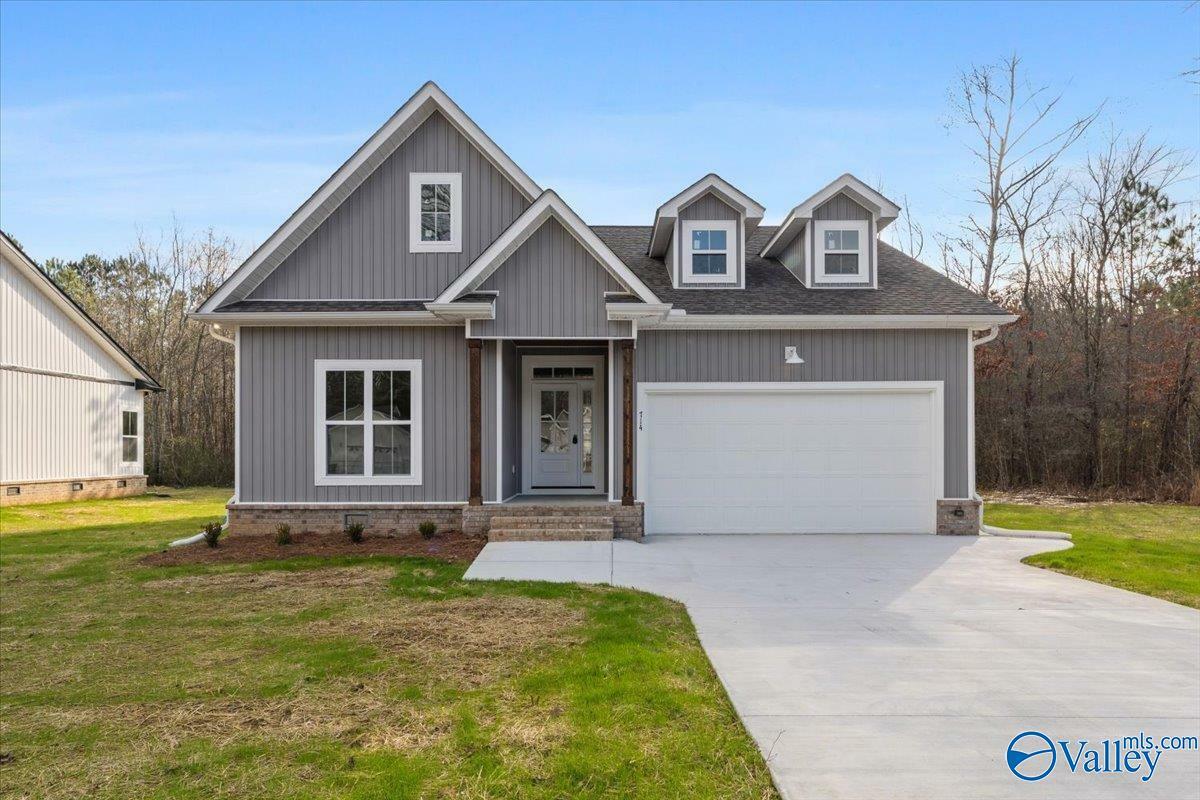 Property Photo: 714 Forrest Avenue AL 35768