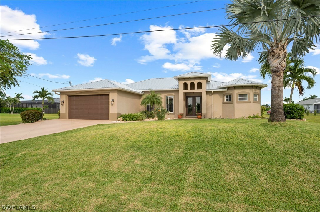 Property Photo:  2529 SW 23rd Place  FL 33914 