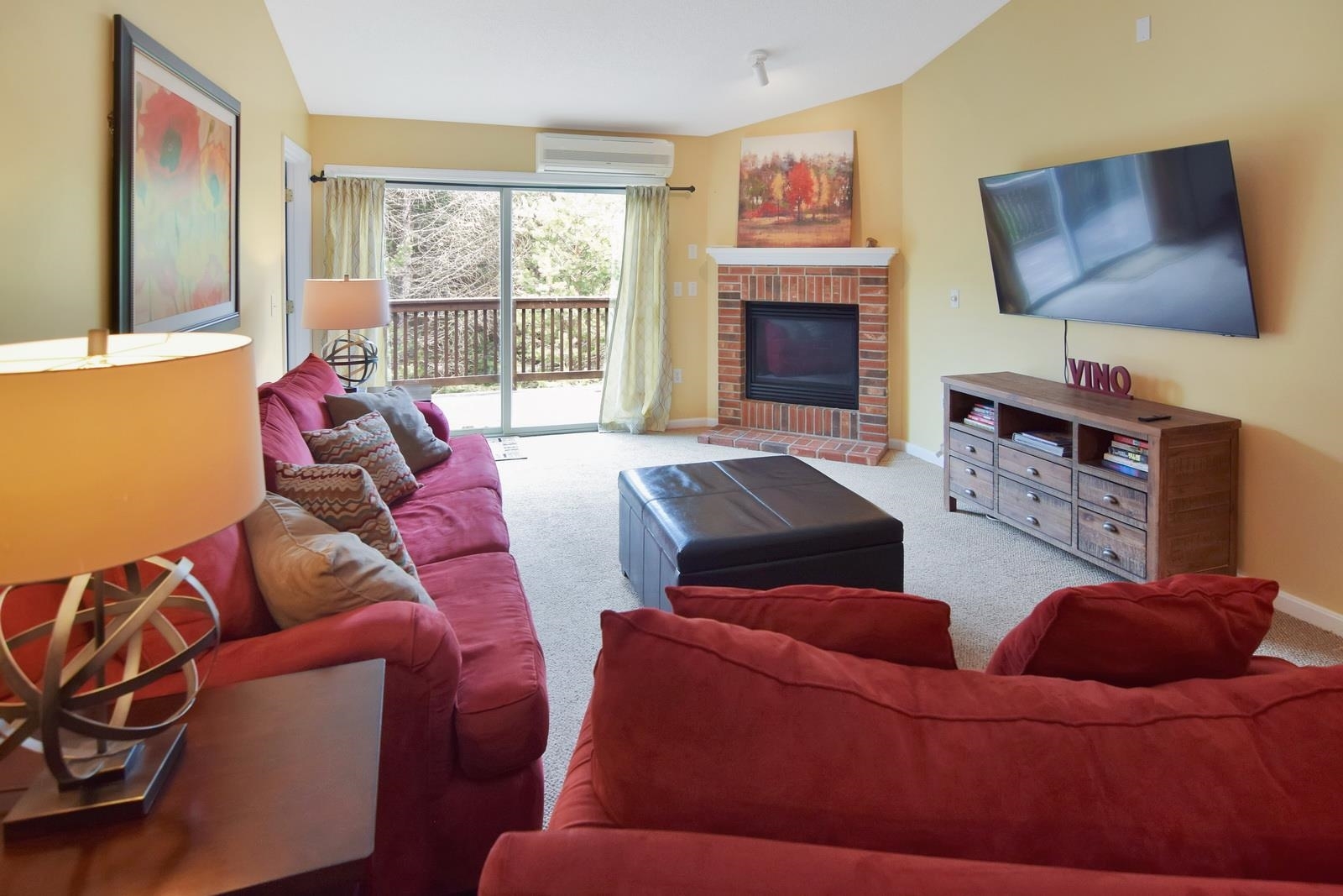 Property Photo:  91 Stickney Circle  NH 03575 