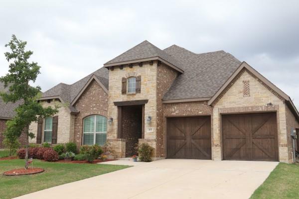 Property Photo:  433 Garden Tree Trail  TX 76065 