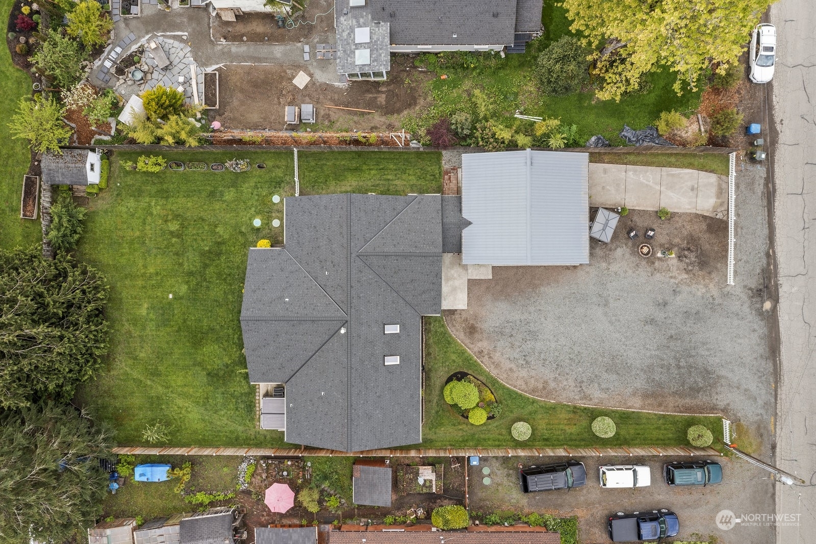 Property Photo: 33613 SE 44th Place WA 98024