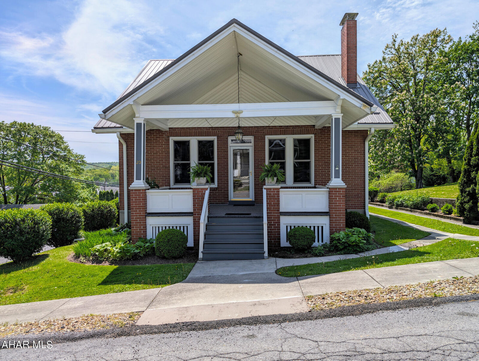 Property Photo:  20 W 2nd Street  PA 15537 