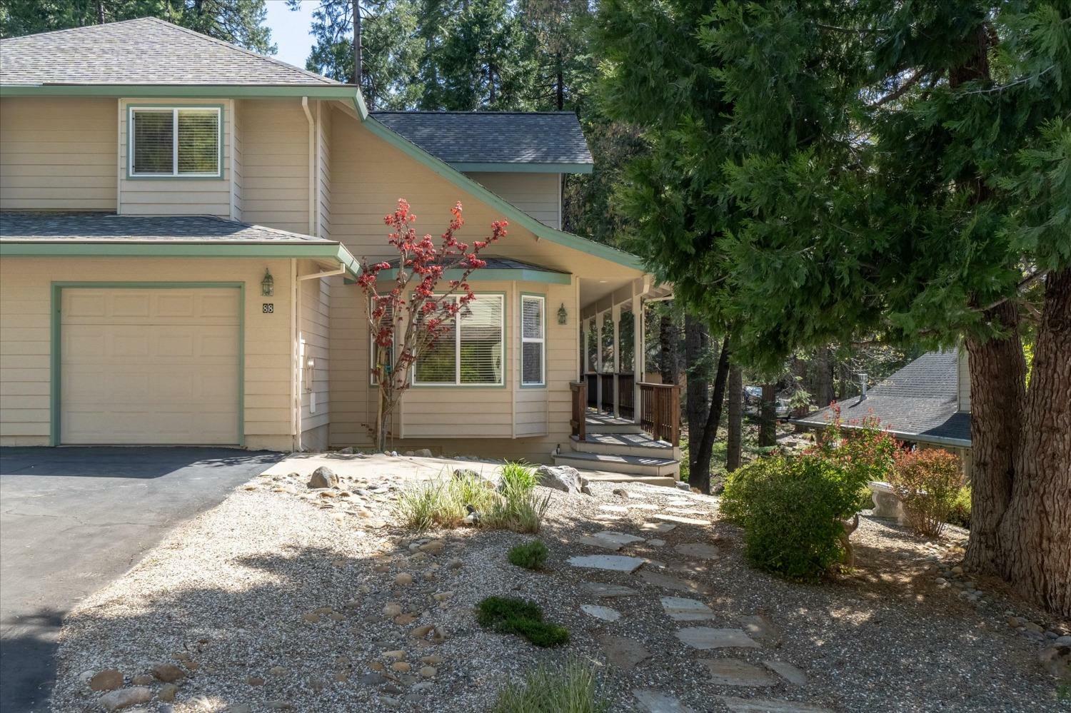 Property Photo:  88 Meadowview Court  CA 95223 