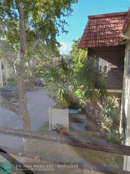 Property Photo:  134 S Cypress Rd 424  FL 33060 