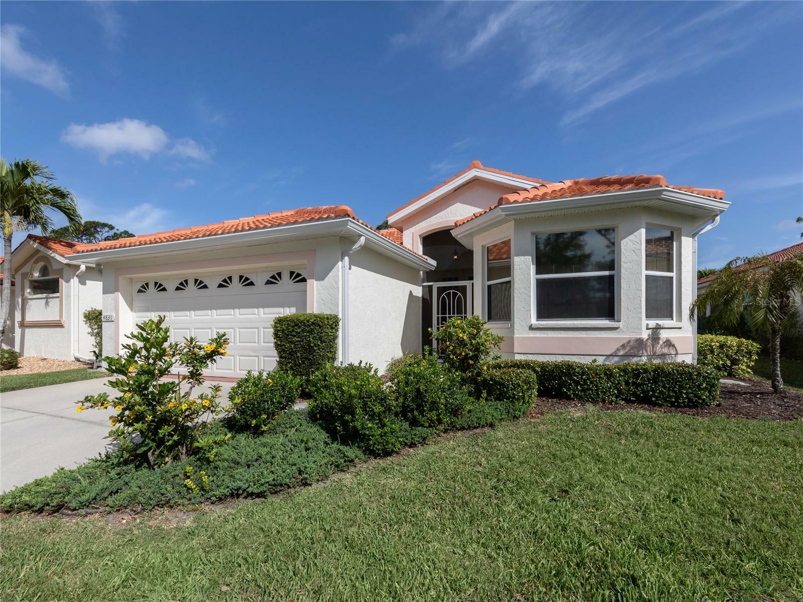 Property Photo:  4831 Summertree Road  FL 34293 