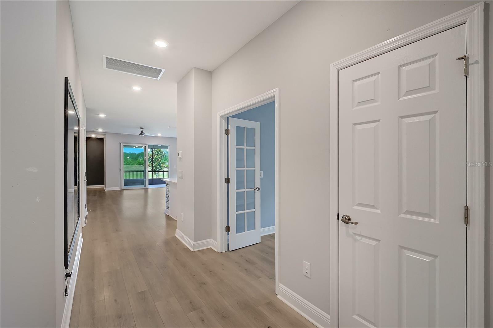 Property Photo:  8119 Trimbelle Terrace  FL 34219 