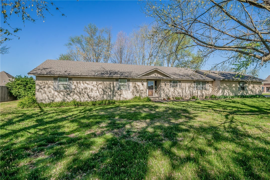 Property Photo:  3080 Butterfield Coach Road  AR 72764 