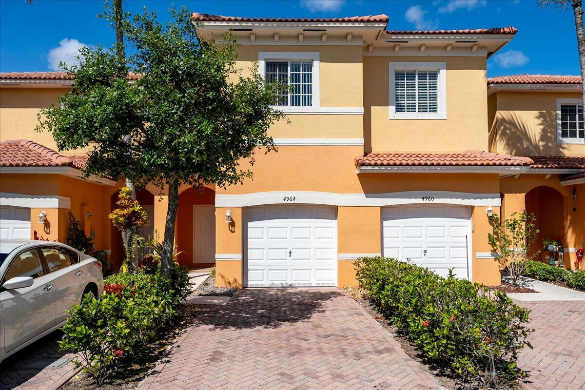 Property Photo: 4964 SE Mariner Garden Circle FL 34997