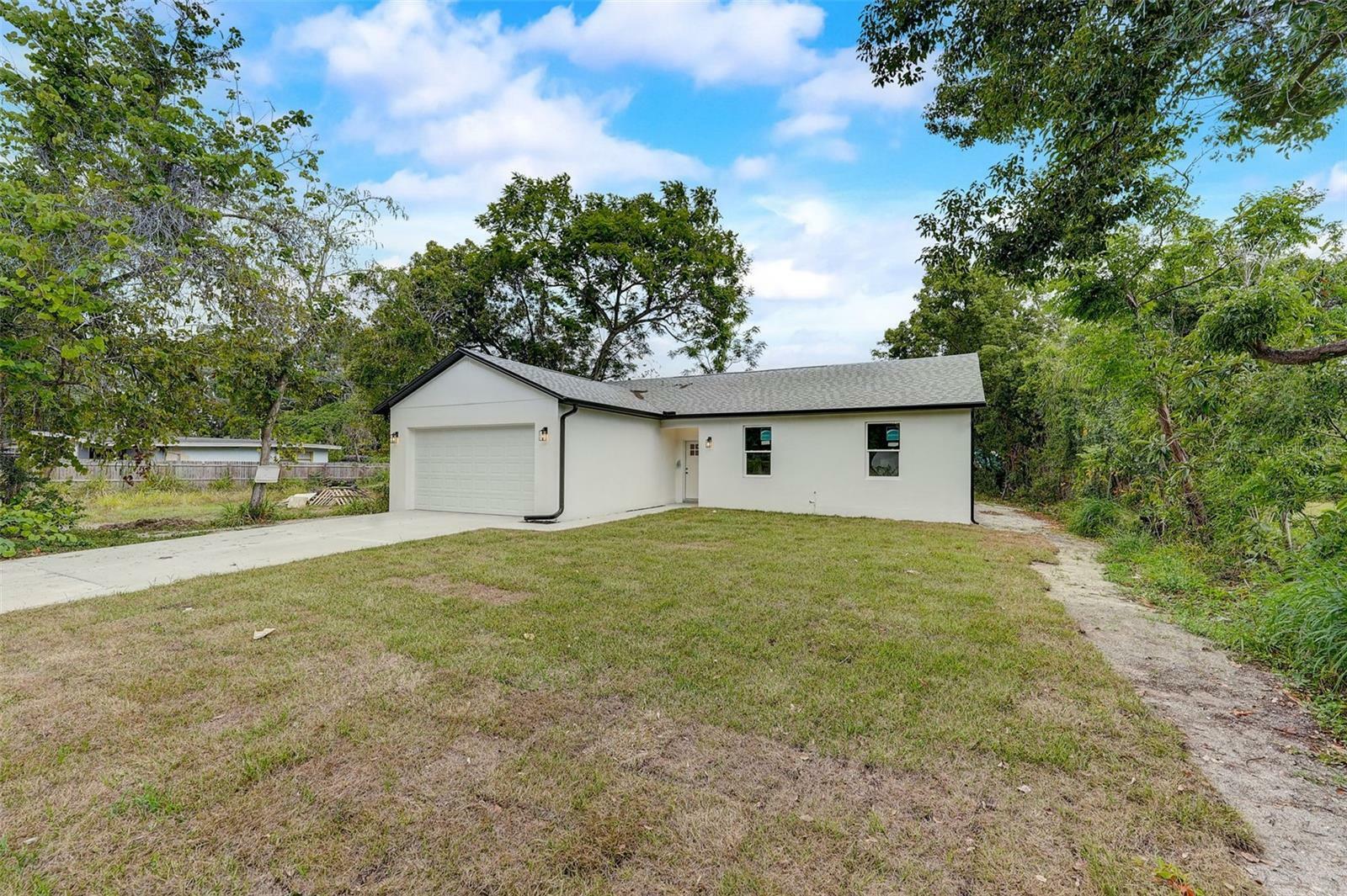 Property Photo:  1403 W Kaley Avenue  FL 32805 