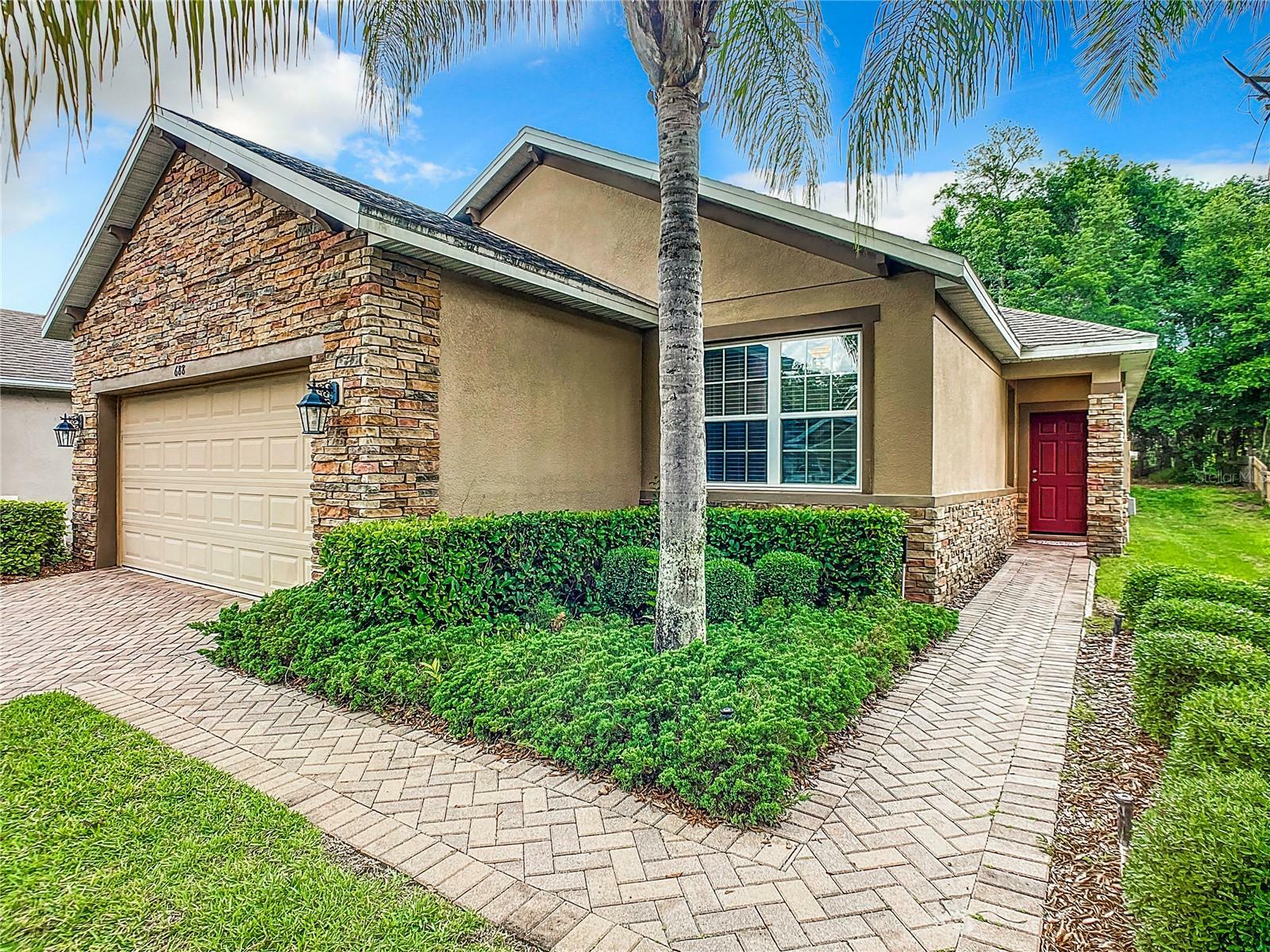 Property Photo:  688 Preakness Circle  FL 32724 