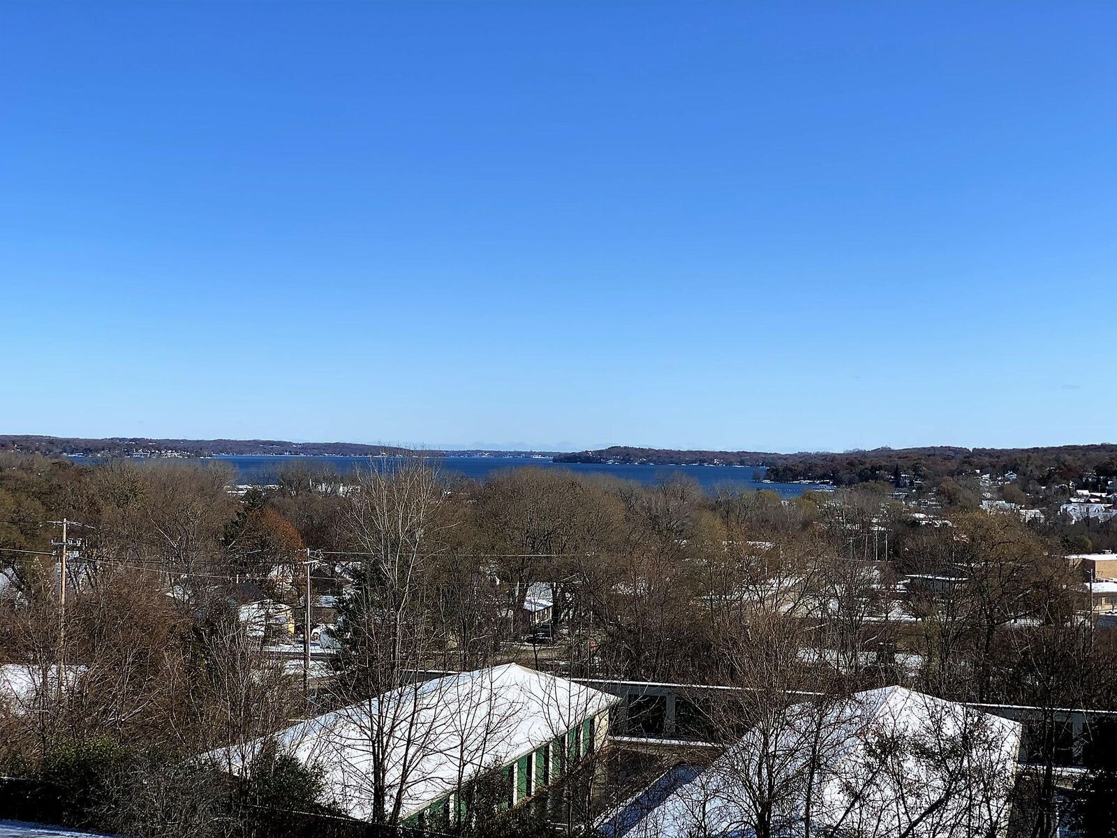 Property Photo:  227 Dewey Ave 302   53125 