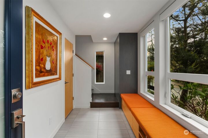 Property Photo: 225 23rd Avenue E WA 98122