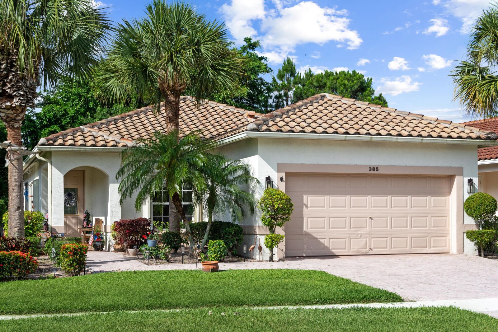 Property Photo:  385 NW Granville Street  FL 34986 