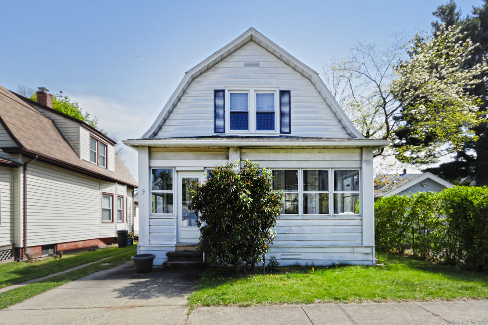 Property Photo: 68 Walnut Street CT 06516